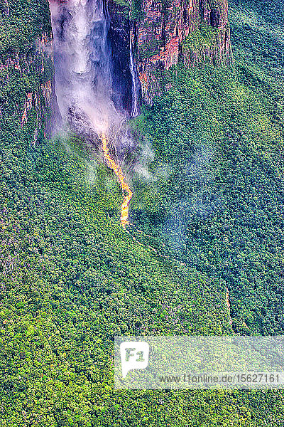 Angel Falls  Canaima-Nationalpark  Guayana-Hochland  Bundesstaat Bolivar  Venezuela