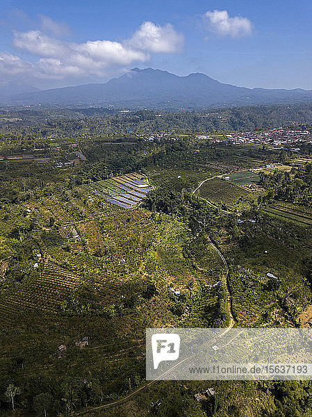 Luftaufnahme der Insel Bali gegen den Himmel  Indonesien