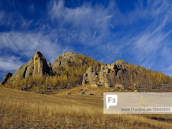 Felsformationen im Gorchi-Tereldsch-Nationalpark Ulan Bator Mongolei Asien