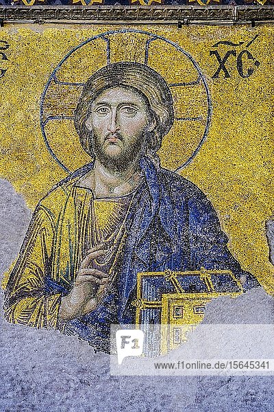 Christus Pantokrator  Deësis-Mosaik an der Südgalerie  Hagia Sophia  Ayasofya  Istanbul  Türkei  Asien
