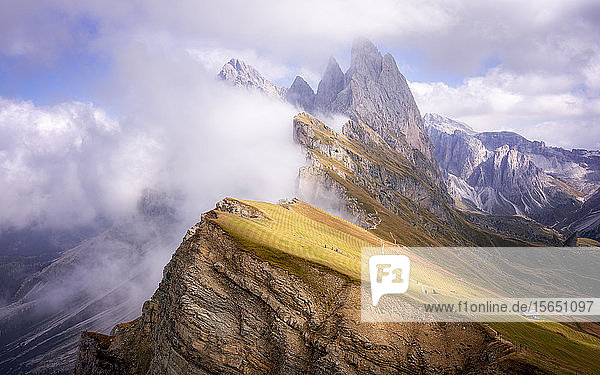 Dramatischer Seceda-Berg  Dolomiten  Italien