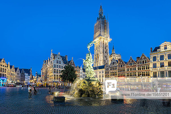 Der Grote Markt im historischen Zentrum  Antwerpen  Belgien