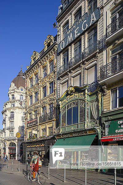 Shopping street  Lille  Nord  France  Europe