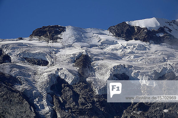 Italien  Westliche Alpen im Piemont  Monte Rosa Belvedere Gletscher 5
