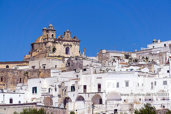 Italien  Apulien  Ostuni  Altstadt Stadtbild
