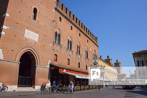 Europa  Italien  Emilia-Romagna  Ferrara  Rathaus