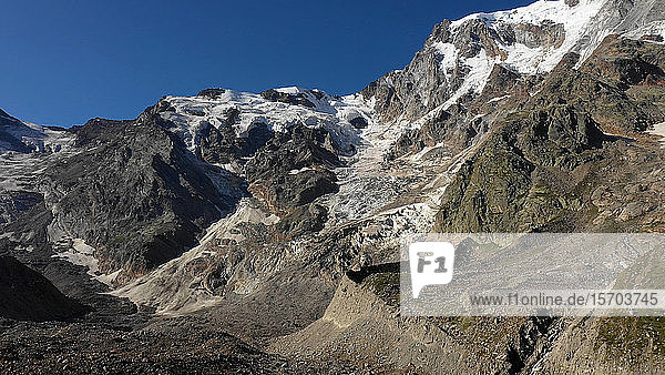 Italien  Westliche Alpen im Piemont  Monte Rosa Belvedere Gletscher 9