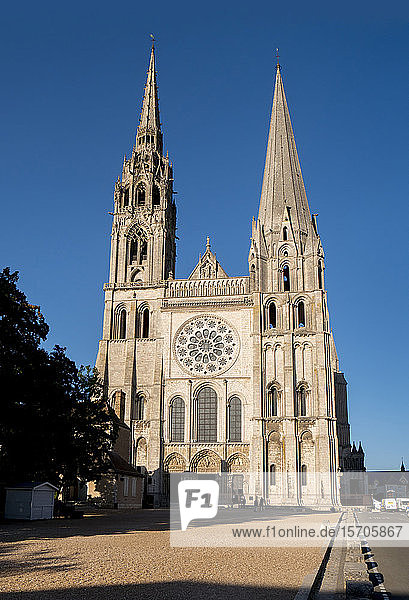 Kathedrale von Chartres  UNESCO-Weltkulturerbe  Chartres  Eure-et-Loir  Frankreich  Europa