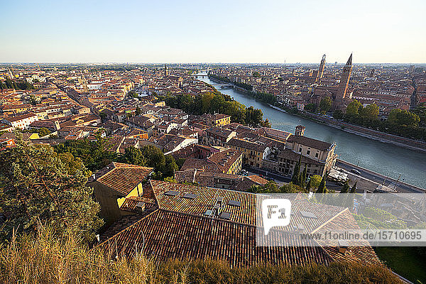 Italien  Verona  Stadt an der Etsch