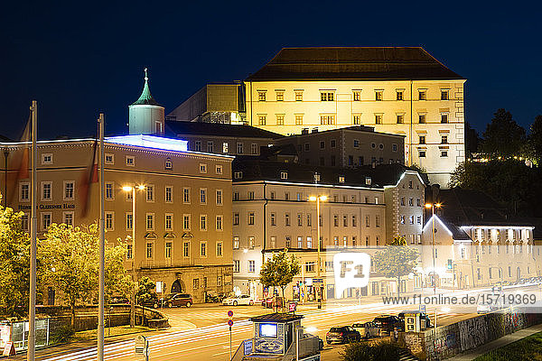 Austria  Upper Austria  Linz  Castle illuminated at night