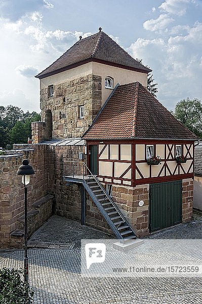 Döderleinsturm  Wehrturm der mittelalterlichen Stadtbefestigung  Altstadt  Hilpoltstein  Mittelfranken  Franken  Bayern  Deutschland  Europa