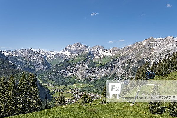 Bergpanorama bei der Bergstation Oeschinen mit Grossem Lohner  Kleinem Lohner und First  Kandersteg  Berner Oberland  Kanton Bern  Schweiz  Europa