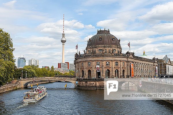 Excursion boat on the Spree in front of Bode Museum  behind Berlin television tower Alex  Museum Island  Berlin-Mitte  Berlin  Germany  Europe