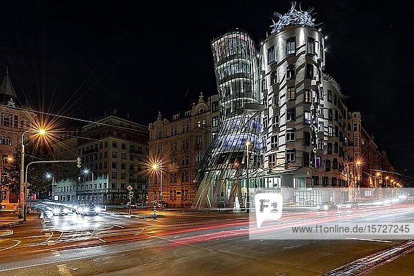 Dancing House  Ginger and Fred  architect Frank Gehry  trails of light  night scene  Prague  Czech Republic  Europe