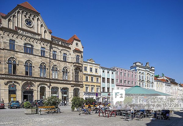 Altstadt  historische Häuserzeile mit Bürgerhäusern  Stadtplatz  Steyr  Oberösterreich  Österreich  Europa