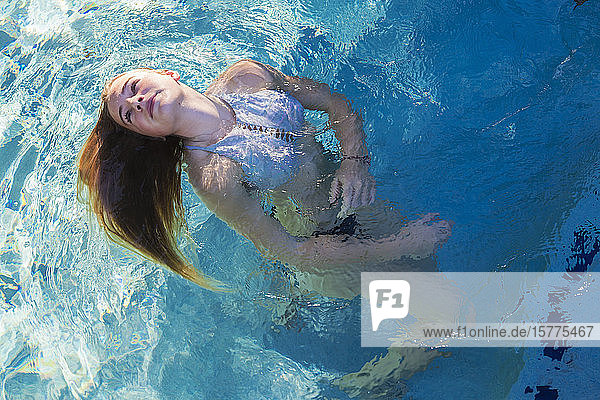 schwimmen - insgesamt 82657 Bilder bei Bildagentur F1online schwimmen - insgesamt 82657 Bilder bei Bildagentur F1online