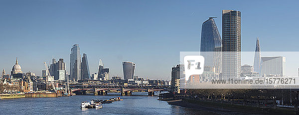 City of London  Square Mile  Panorama zeigt fertiggestellten 22 Bishopsgate Tower  London  England  Vereinigtes Königreich  Europa