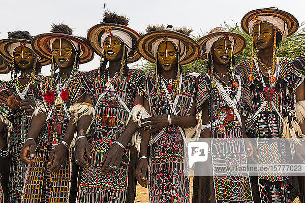 Wodaabe-Bororo men with faces painted at the annual Gerewol festival  courtship ritual competition among the Wodaabe Fula people  Niger  West Africa  Africa