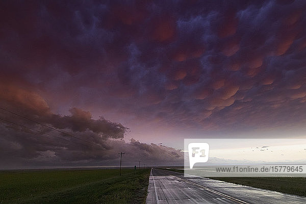 Mammatus after severe thunderstorm Cope Colorado US