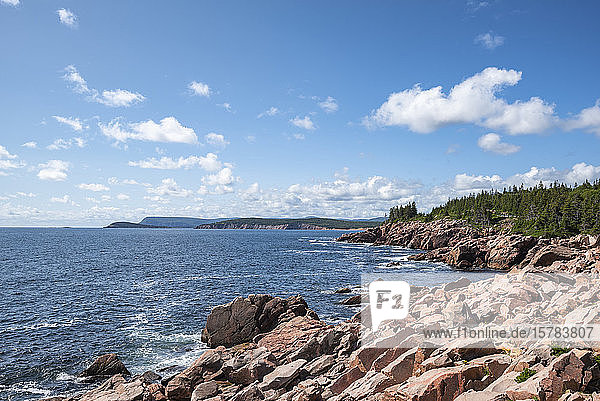 Kanada  Nova Scotia  Ingonish  Küstenlandschaft des Cape Breton Highlands Nationalparks