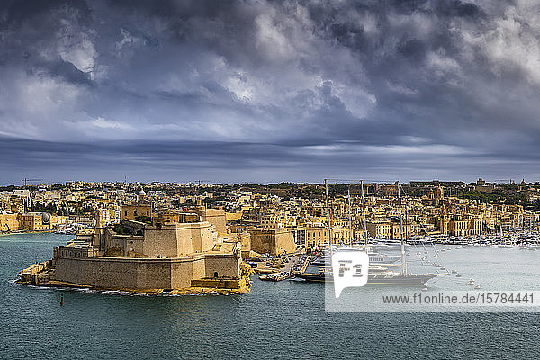 Malta Birgu Fort St. Angelo und Vittoriosa Yachthafen in Grand Harbour