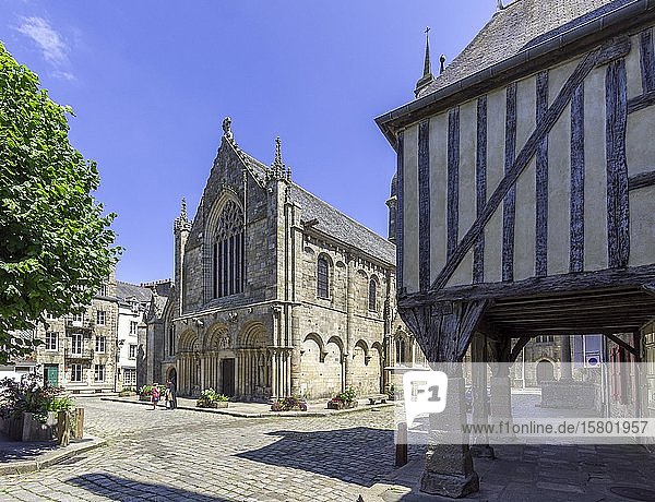 Basilika Saint Sauveur Dinan Département Côtes-d?Armor Frankreich Europa