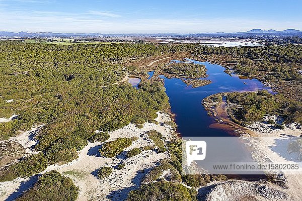 Brackwasserlagune  Naturpark Es Trenc-Salobrar de Campos  bei Sant Jordi  Luftaufnahme  Mallorca  Balearen  Spanien  Europa