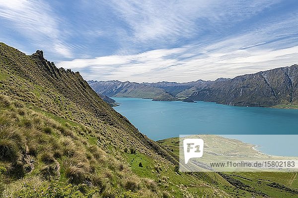 Lake Hawea and mountain panorama  Isthmus Peak Track  Otago  South Island  New Zealand  Oceania