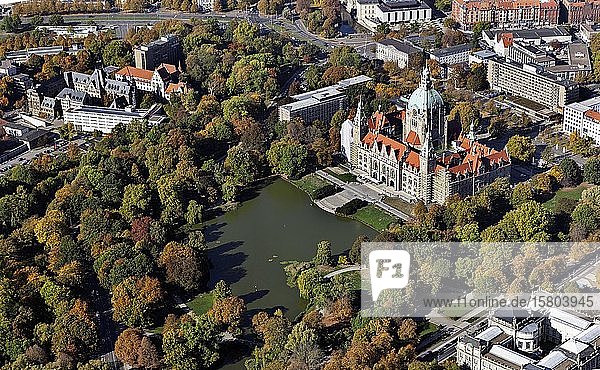 Neues Rathaus Maschpark Hannover Niedersachsen Deutschland Europa