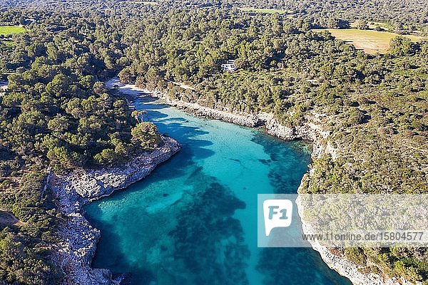 Cala Sa Nau  bei Cala d'Or  Region Migjorn  Drohnenaufnahme  Mallorca  Balearen  Spanien  Europa