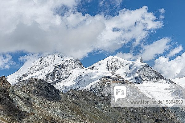 Snow-covered mountain peaks  Zermatt  Canton Valais  Switzerland  Europe