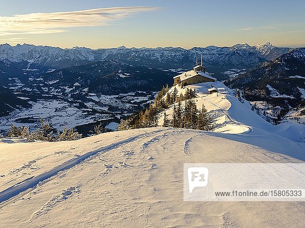 Kehlsteinhaus einsame Skispur am Kehlstein Winterlandschaft Nationalpark Berchtesgaden Berchtesgadener Alpen Schönau am Königssee Berchtesgadener Land Oberbayern Bayern Deutschland Europa