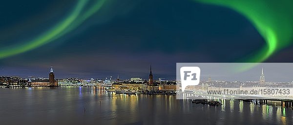 Nordlicht  Panorama über Stockholm  Schweden  Europa