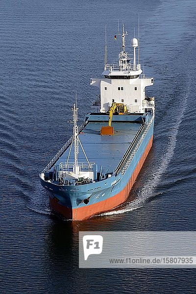 Frachtschiff  Nord-Ostsee-Kanal  Kiel  Schleswig-Holstein  Deutschland  Europa