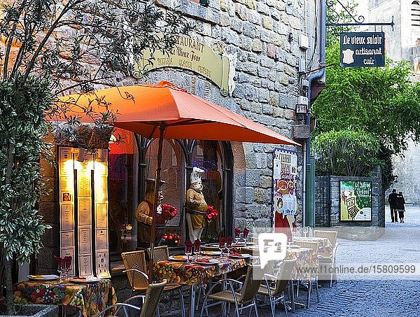 UNESCO World Heritage Site  Medieval fortified city  Restaurant in the old town  Carcassonne  Departement Aude  Languedoc-Rousillon  France  Europe