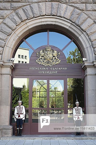 Wachposten in der Residenz des Präsidenten  Sofia  Provinz Sofia  Bulgarien  Europa