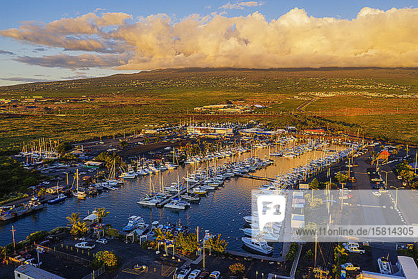 Luftaufnahme von Honokohau Marina  Big Island  Hawaii  Vereinigte Staaten von Amerika  Nordamerika