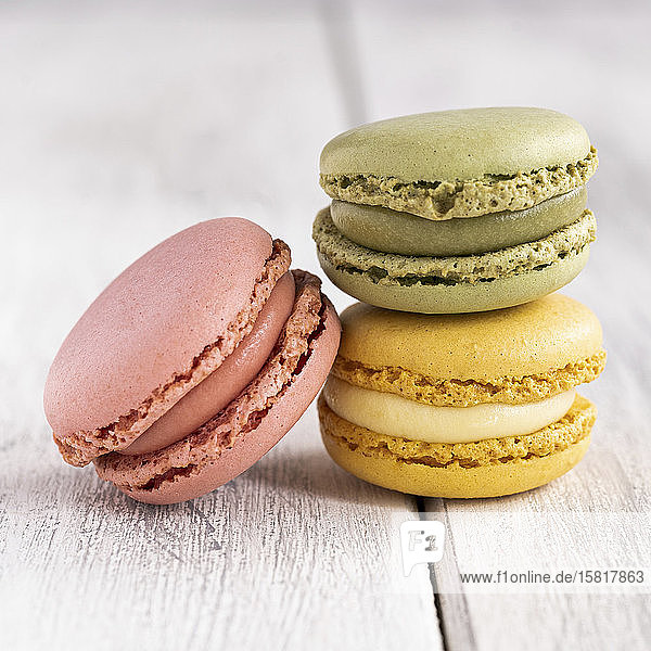 Bunte Macarons gestapelt