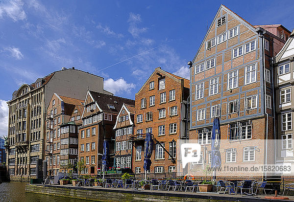 Deutschland  Hamburg  Nikolaifleet-Kanal und historische Stadthäuser