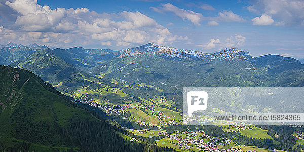 Deutschland  Bayern  Panoramablick vom Fellhorn zum Walsertal  Allgäu  Vorarlberg  Österreich