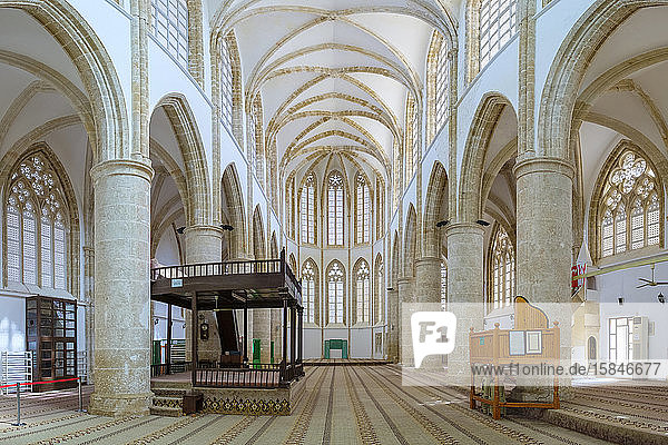 Inneres der Lala Mustafa Pascha-Moschee Kathedrale des Heiligen Nikolaus