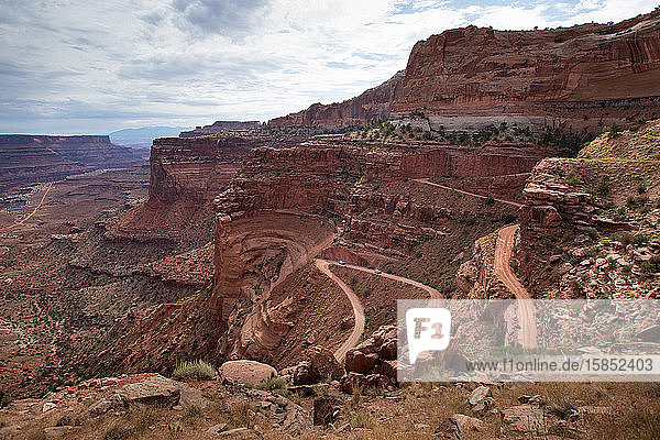 Der Shafer Trail  eine 4x4-radgetriebene Straße im Canyonlands National Park  dem Herzen der Hochwüste Colorado Plateau.