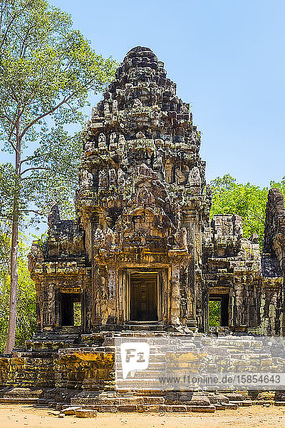 Thommanon temple ruins  Angkor  Siem Reap  Cambodia