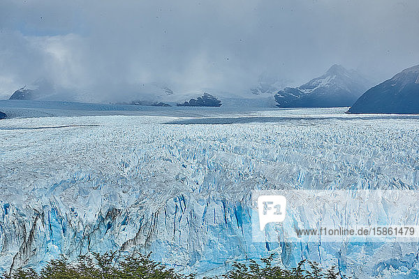 gletscher perito moreno in patagonien argentinien