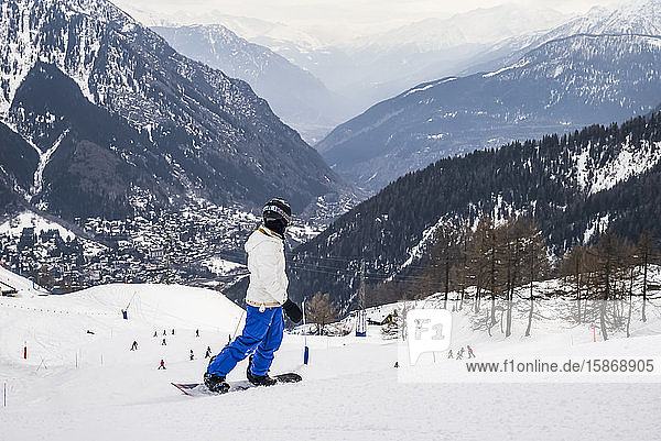 Snowboarding in the Aosta Valley  Italian side of Mont Blanc; Courmayeur  Valle d'Aosta  italy