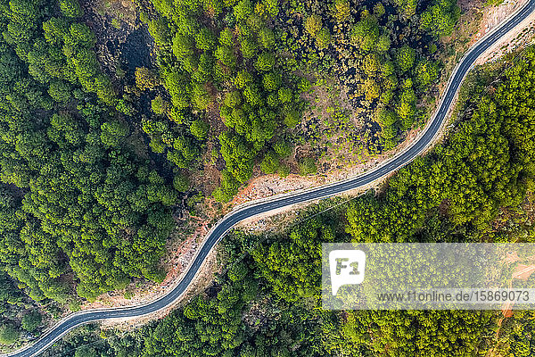 Straße von Da Lat  Drohnenansicht; Da Lat  Provinz Lam Dong  Vietnam