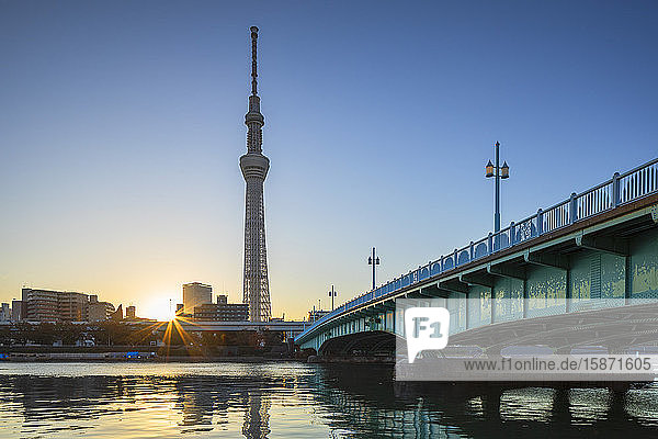 Skytree and Sumida River at dawn, Tokyo, Honshu, Japan, Asia