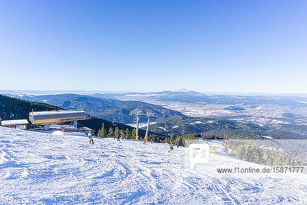 Skigebiet Borovets  Bergstation des Sessellifts Yastrebetz Express  Bulgarien  Europa