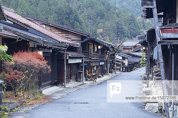 Traditional buildings on Nakasendo Way, Tsumago, Gifu Prefecture, Honshu, Japan, Asia