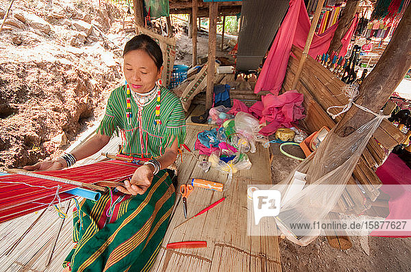 Asien  Thailand  Chiang Mai  Dorf der Bergstämme  Ban Huai Pa Bai